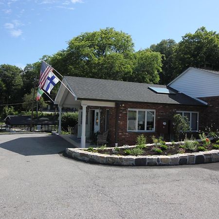 Heidi'S Inn Brewster Exteriér fotografie