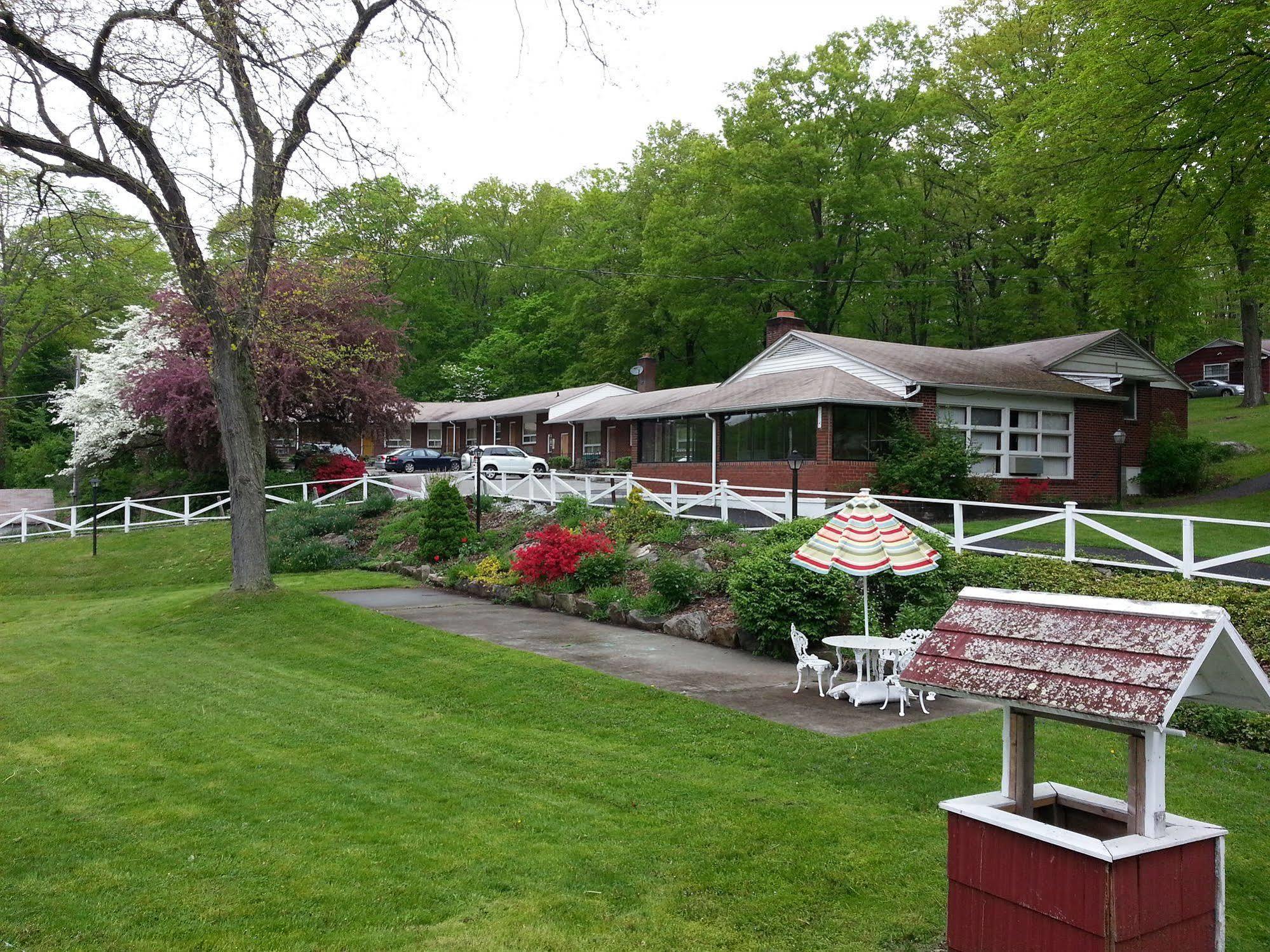 Heidi'S Inn Brewster Exteriér fotografie